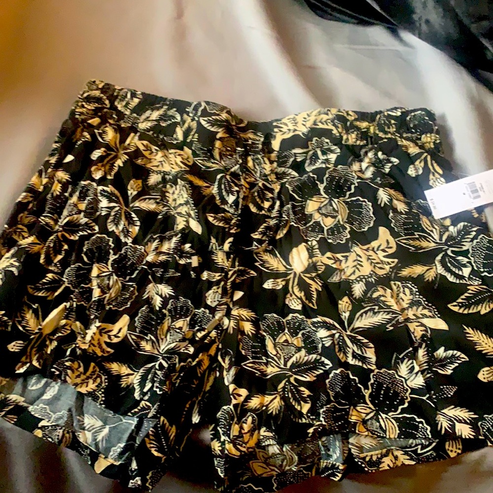 Old navy rayon shorts